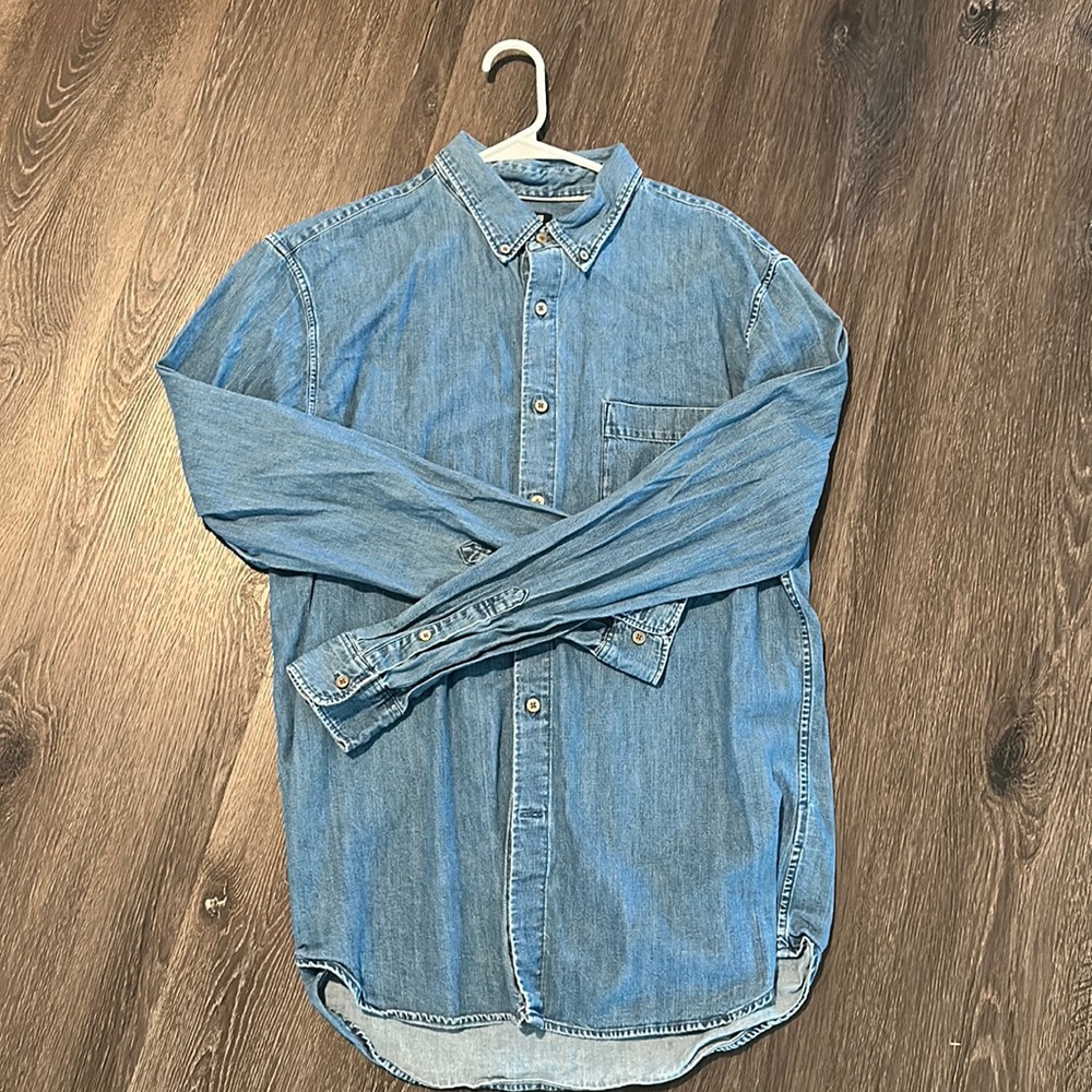 Uniqlo Men's Denim Button Down Shirt